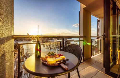 Auckland Central Business District Apartamento | Harbourfront Elegance with Carpark