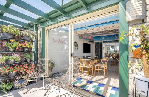 McMahons Point Apartamento | Harbourside Pad with Waterfront Views