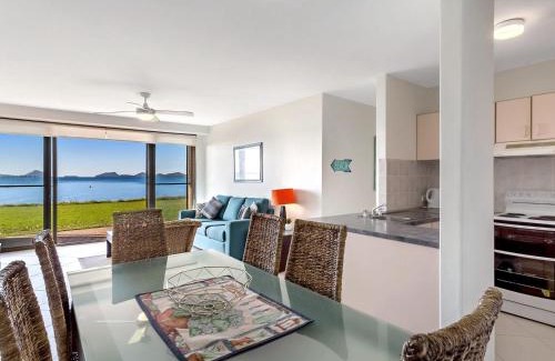 Soldiers Point Apartamento | Harbourside Unit 2 7 Soldiers Point Road
