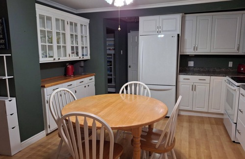 Arichat Casa | Harbourview House -A classic East Coast home and close to Pondville Beach