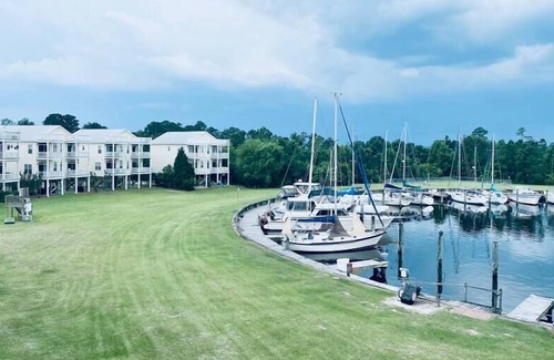 Fairfield Harbour Casa | Harbourview - Overlooking Marina, Fairfield Harbor New Bern