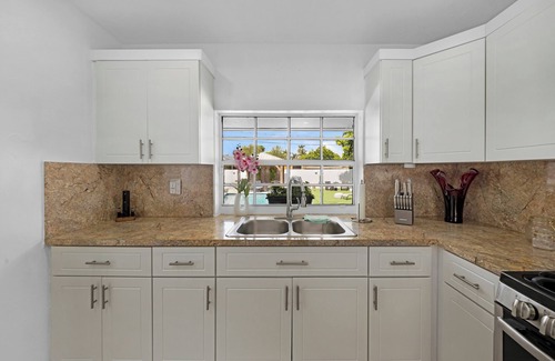 Miami Gardens Casa | Hard Rock Stadium 5 min Home Pool Retreat