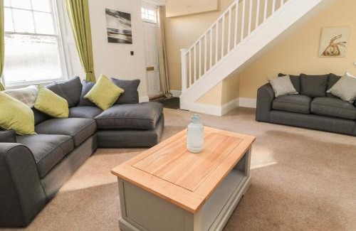 Catton Casa | Hare & Hounds House