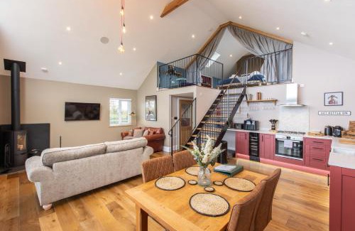Pickering Casa | Hare's Hill