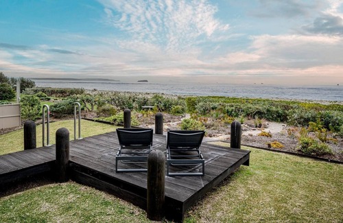 Noraville Casa | Hargraves Beachfront at Noraville - Hargraves Beachfront at Noraville. Absolute Beachfront. Panoramic views of Hargraves Beach