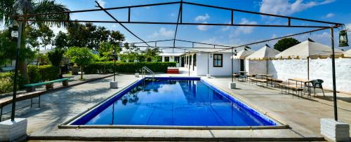 Desuri Complejo | HARIYALI RESORT