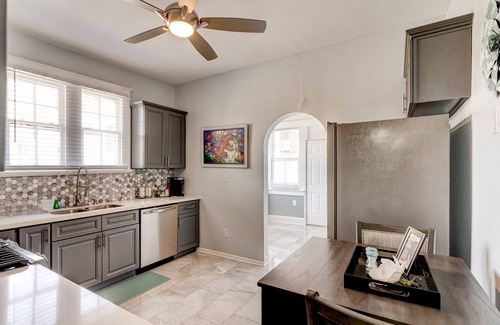 Saint Roch Casa | Harleaux Chateau - Centrally Located New Renovation