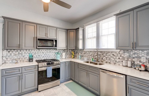 Saint Roch Casa | Harleaux Chateau - Centrally Located New Renovation