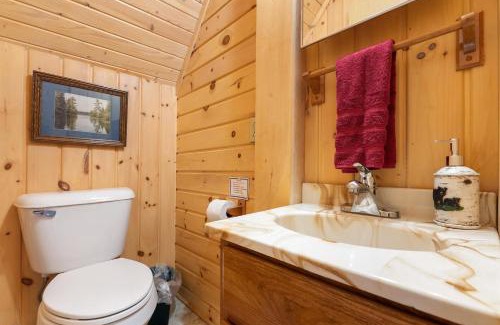 Coffeyville Casa | Harlequin Haven in Boulder Junction WI