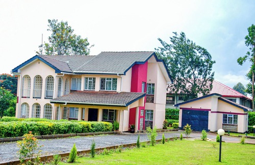 Eldoret Casa | Harleys Executive Suites