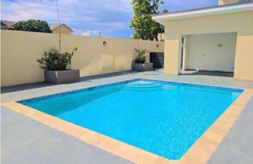 Kingston Apartamento | HARLOE'S SUITe
