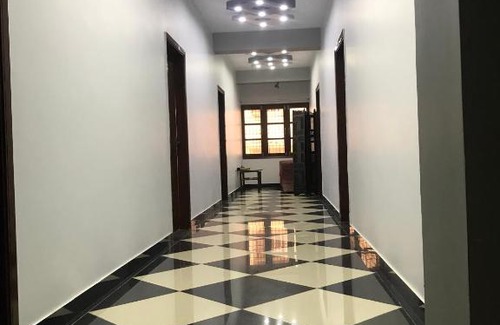 Gulshan-E-Jamal Hotel | Harmain Palace Hotel