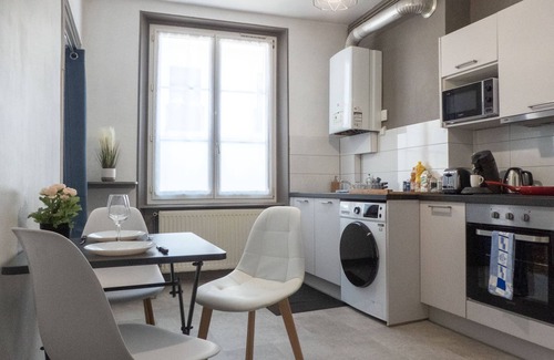 Verdun Apartamento | Harmonie - Cosy Comfy 2Beds +50m² Central FastWiFi SmartTV55" PrimeVideo BBQ