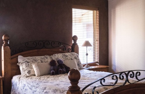 Mariginiup Otro | Harmony Acres Homestead y estancia en granja.