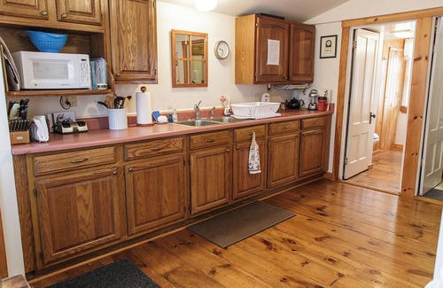 Northport Cabina | HARMONY COTTAGE - Town of Northport