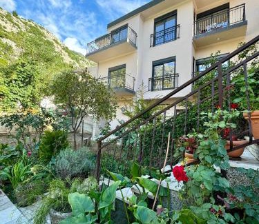 Skaljari Apartamento | Harmony Garden Apartments
