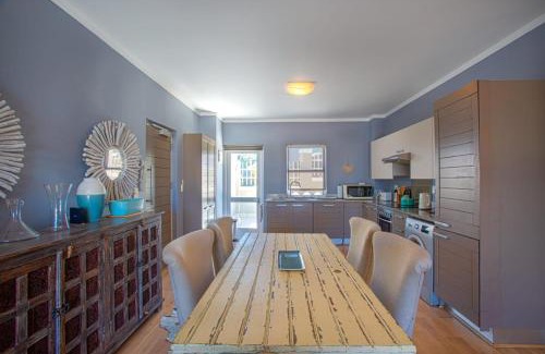 Simon's Town Apartamento | Harmony Haven