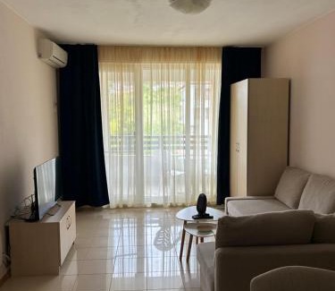 Osenovo Apartamento | Harmony Hills Tomovi Apartment F45