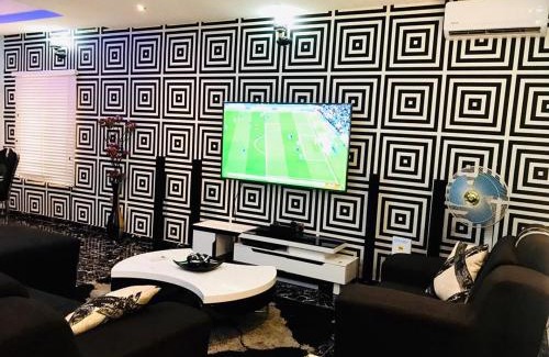 Ibadan Apartamento | Harmony Homes Ibadan: Modern 3BR Duplex in Oluyole