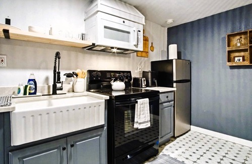 Central Oklahoma City Casa | Harmony Studio 5min-asian Dist Full Kitchen