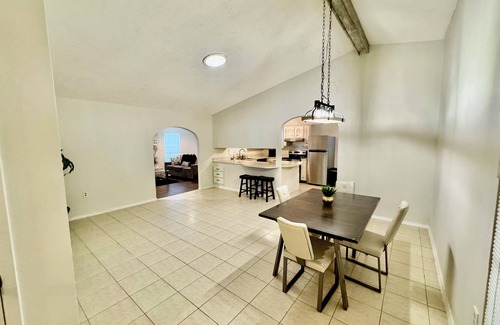Live Oak Casa | Harper Valley Hideaway Peaceful & Central