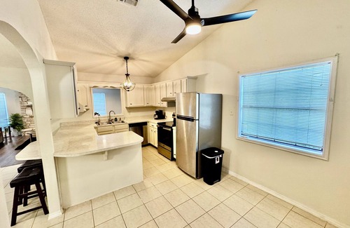 Live Oak Casa | Harper Valley Hideaway Peaceful & Central