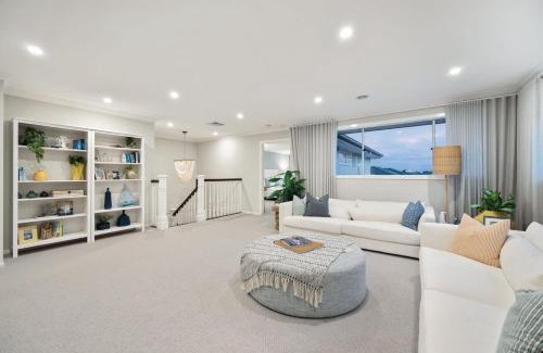 Werribee Casa | Harpley Estate - Luxurious Family Werribee Getaway