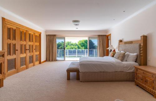 Harrington Hotel | Harrington River Lodge