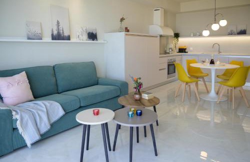 Paralias Apartamento | Harris elegant house II superb view near airport