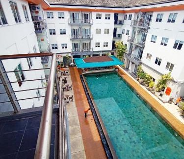 Raya Kuta Apartamento | Harris Hotel & Residences Kuta