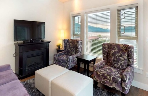 Harrison Hot Springs Apartamento | Harrison Lake View Resort - Suite de dos habitaciones con vista al lago 2
