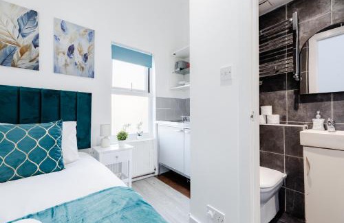 Harrow Road Apartamento | Harrow Road Vibrant Apartments!
