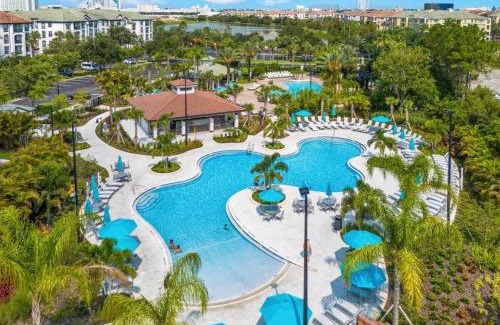 Florida Central Atlantic Coast Apartamento | Harry Potter Themed Luxury Condo at Vista Cay Resort in front of Epic, near Universal, Sea World and Convention Center