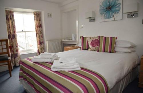 Aberystwyth Hotel | Harry's Hotel & Restaurant