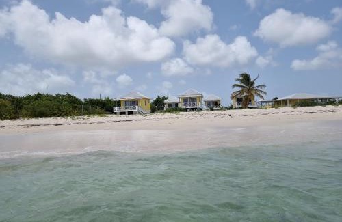 Codrington Casa | Harrys Cottages Cottage 5 right on the pink sand