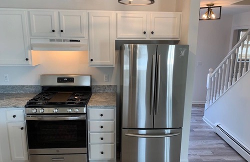 Harsens Island Casa | Harsens Island Waterfront - Fully Updated & Clean - St. Clair River Boat Fish