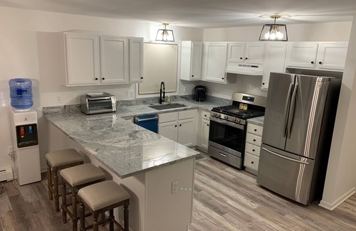 Harsens Island Casa | Harsens Island Waterfront - Fully Updated & Clean - St. Clair River Boat Fish