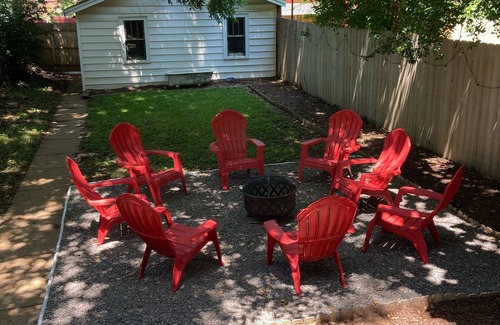 Tower Grove South Casa | Hartford Hideaway - Sleeps 8, Family Friendly, Walkable to Tower Grove Park