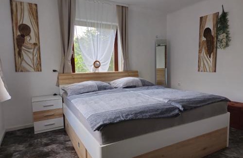 Zeltweg Apartamento | Harti Haus