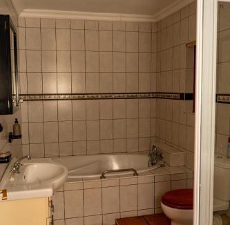 Hartbeespoort Apartamento | Harties Lodge - Meerhof Bay View 8