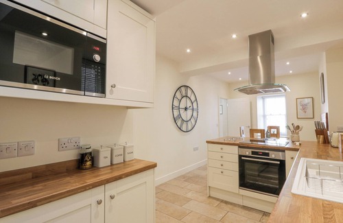 Kirkcudbright Cabaña | HARTS COTTAGE, family friendly, with open fire in Kirkcudbright