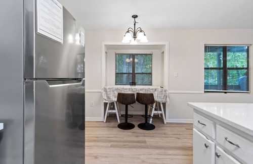 Westminster Condominio | Hartwell Villas Blue near Lake Hartwell!