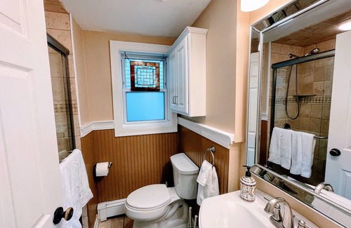Lower Allston Apartamento | Harvard Allston 2FL 3-Bedroom 2-Bath Suite