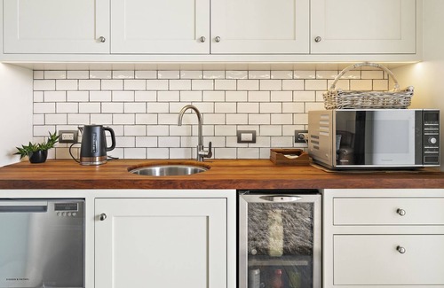 Gladstone Casa | HARVEST ESCAPE – CARTERTON HOLIDAY APARTMENT in Carterton
