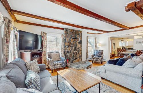 Stowe Casa | Harvest Farmhouse