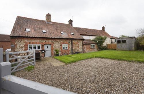 Barney Casa | Harvey Cottage