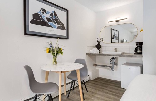 Harvie Heights Condominio | Harvie Heights Studio Getaway | Near Canmore&Banff