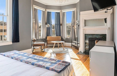 Five Points South Casa | Hassinger Daniels Guest House