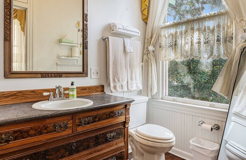 Five Points South Casa | Hassinger Daniels Guest House