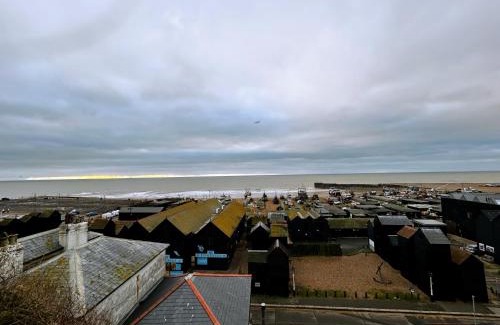 Old Town Hastings Casa | Hastings Old Town Tackleway privileged Sea Views whole house 3 beds